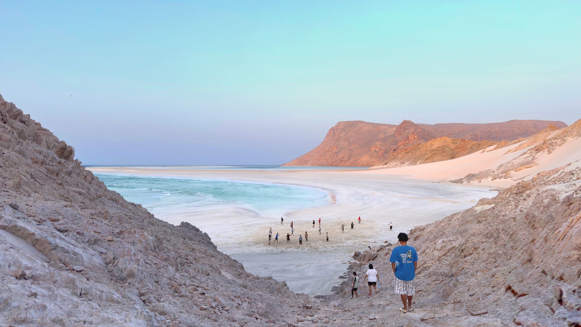 Yemen Houthis Reach Strategic Island: A Clear Threat